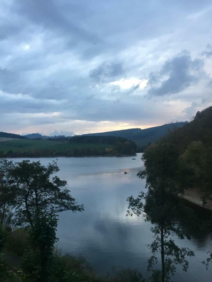 Sauerland Vakantiehuisje Diemelsee Eksteriør billede